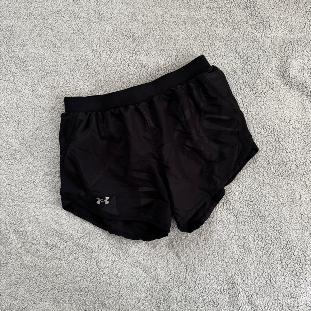 Under Armour textured running short